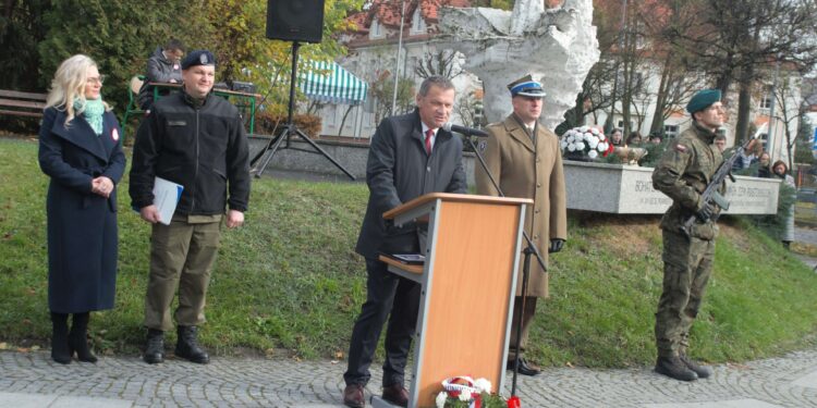 Ślubowali w mundurach