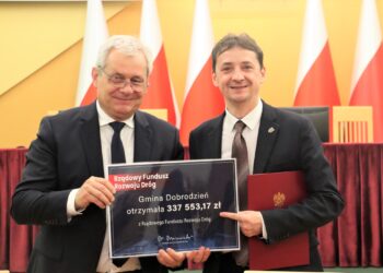 Dotacje na dwie drogi