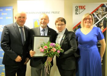 W trójce nominowanych do Mostów Dialogu