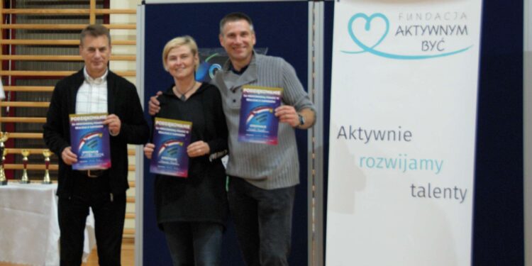 Układali kostkę Rubika