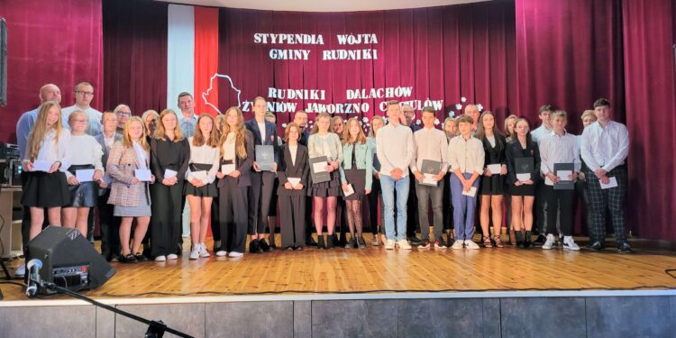 47 stypendystów z 5 szkół