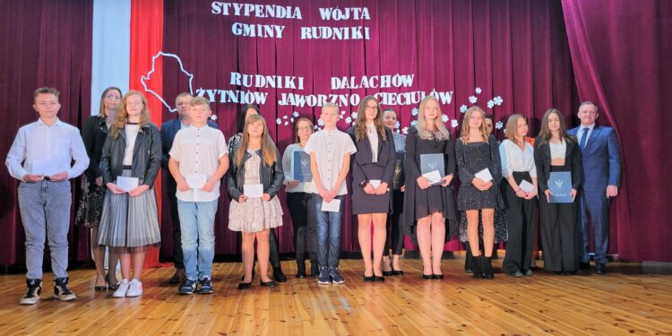 47 stypendystów z 5 szkół