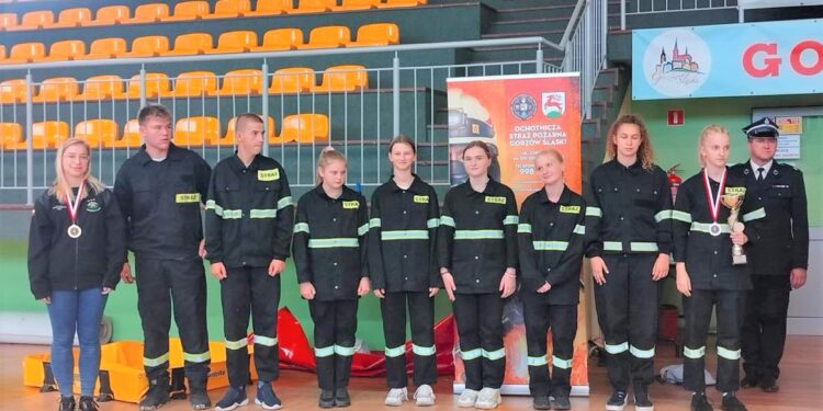 Manewry dla młodych strażaków