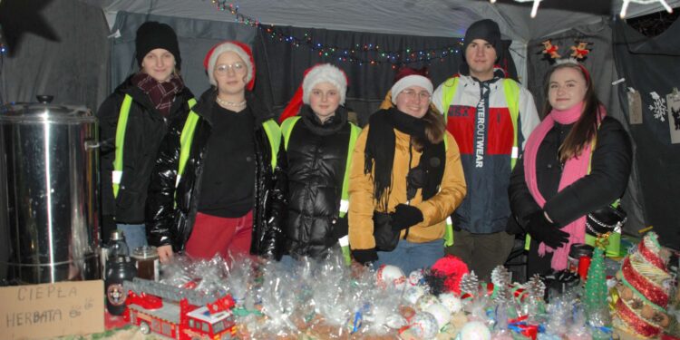 Kiermasz słodkości i ozdób