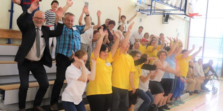 Integracja, warsztaty i mecz