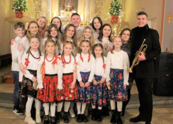 Otwórzmy serca kolędą