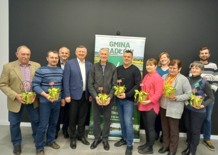 Sołtysi za swoją pracę na rzecz mieszkańców i całej gminy odebrali podziękowania od wójta Włodzimierza Kierata i przewodniczącego Rady Gminy Wilhelma Wengela.