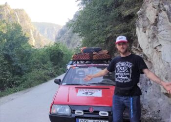 Starą skodą do Portugalii