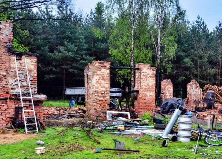 22.12.2022 r. ogień zniszczył stodołę przy ulicy Oleskiej 1 
w Dąbrowicy.