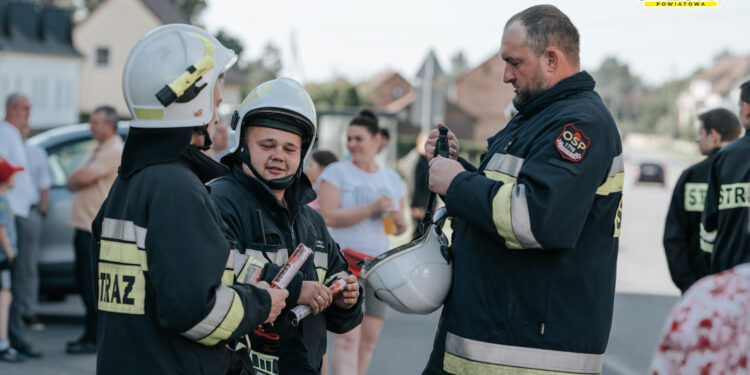 Strażacy z Kościelisk doczekali się nowego samochodu