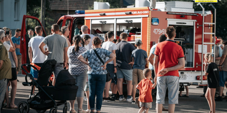 Strażacy z Kościelisk doczekali się nowego samochodu