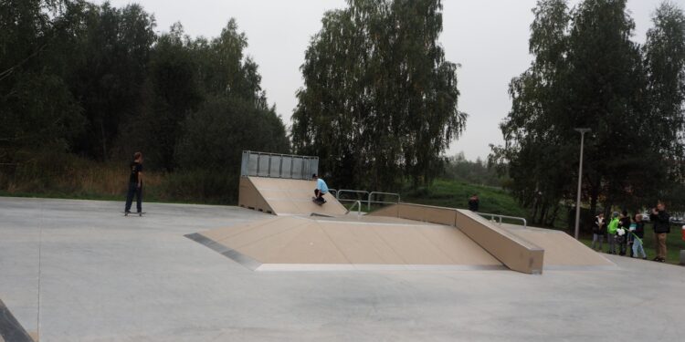 Park rekreacyjno-sportowy w Praszce oficjalnie otwarty! Galeria zdjęć.