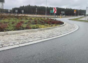 Uszkodzona nawierzchnia na rondach przy ul. Gorzowskiej