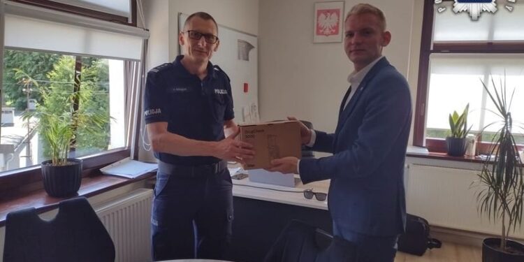 Gminy podarowały narkotesty