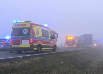 Tragiczny wypadek na DK11. Nie żyje 36-letni kierowca